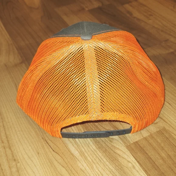 Bear Pride hat - Picture 4 of 8